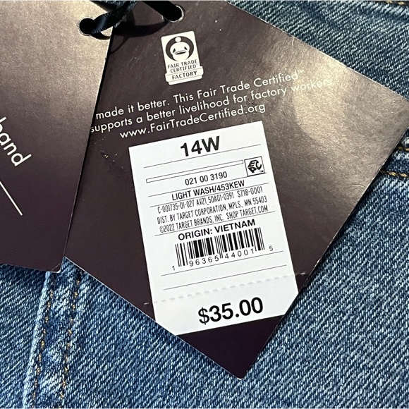 *NWT* Ava and Viv high rise flare jeans size 14W - Picture 3 of 5